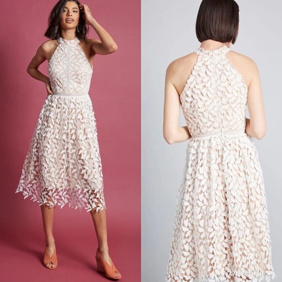 ModCloth Liza Luxe Lace Defining Devine Sleeveless Dress - Picture 2 of 10